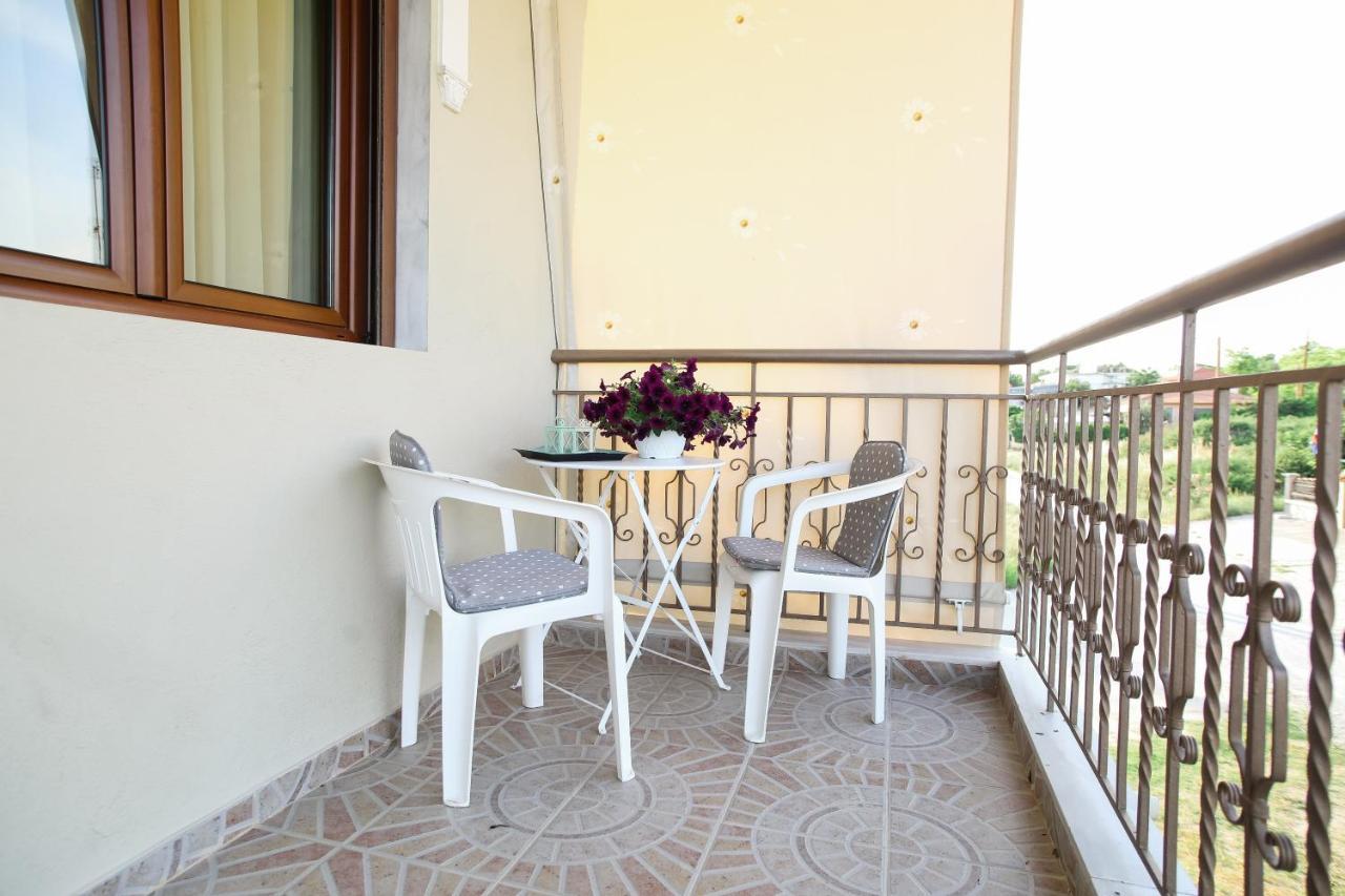 Roa Seaside Apartments Vergia Ngoại thất bức ảnh